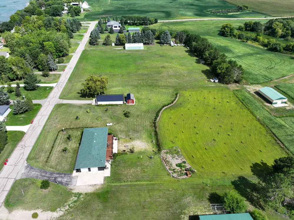 7143 Sunset Strip NW Alexandria, MN 56308