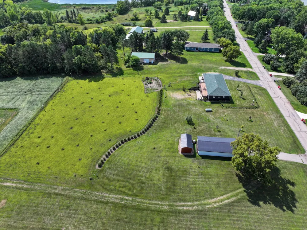 7143 Sunset Strip NW Alexandria, MN 56308