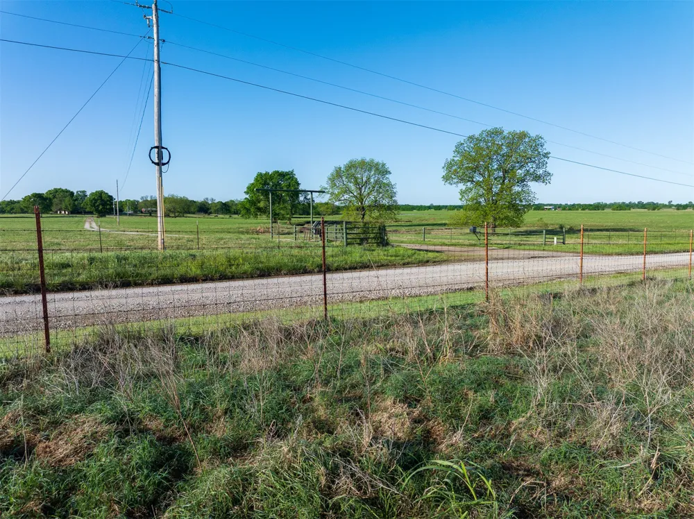 6 300 ROAD Okmulgee, OK 74447