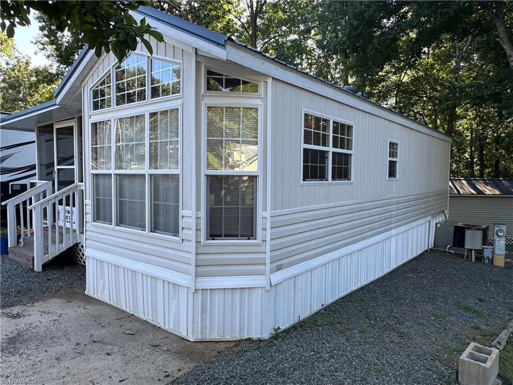 114 Walnut Circle New London, NC 28127