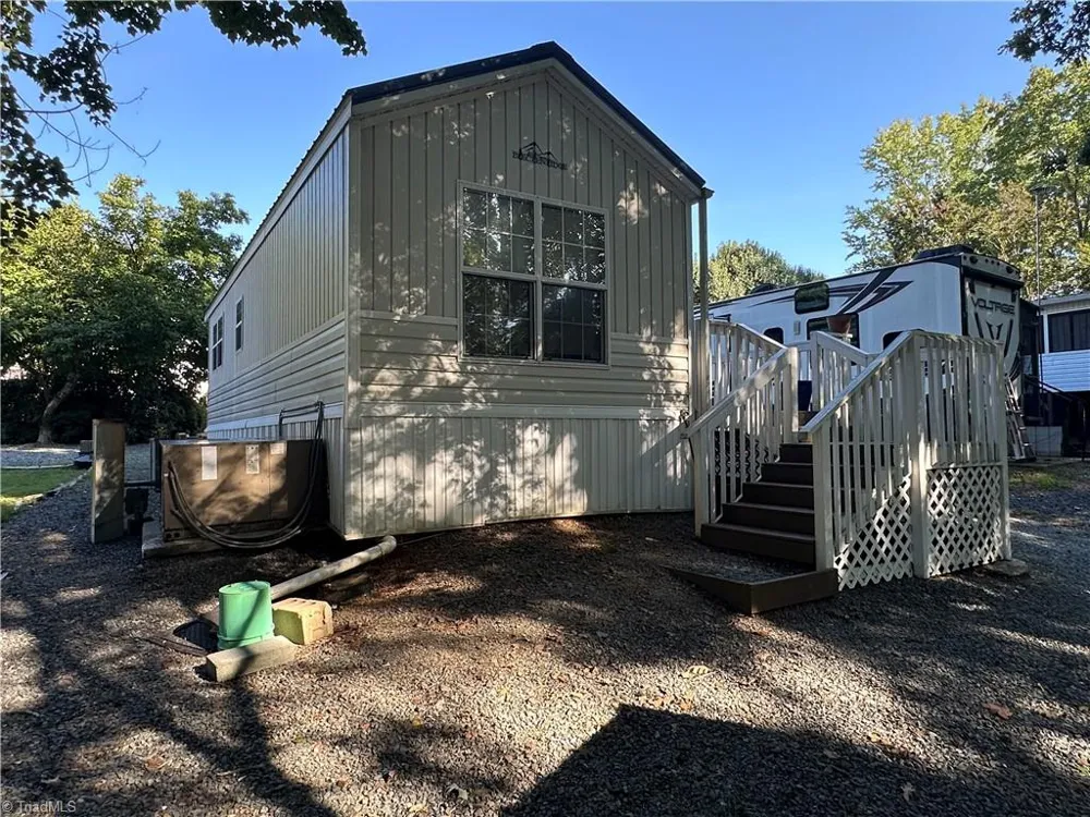114 Walnut Circle New London, NC 28127