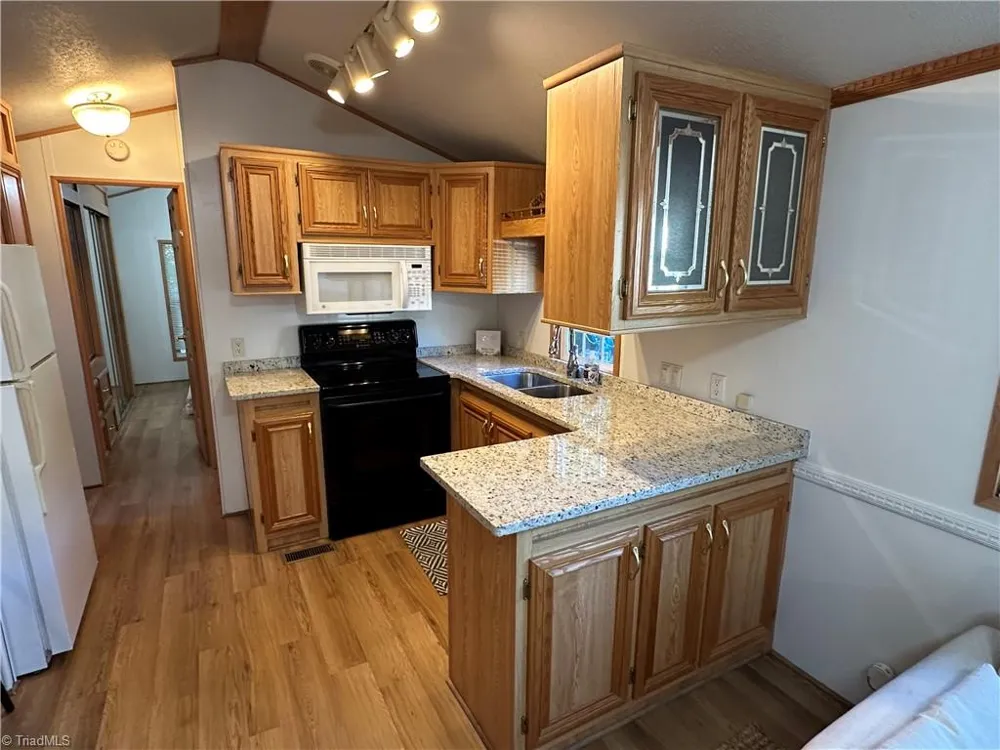 114 Walnut Circle New London, NC 28127