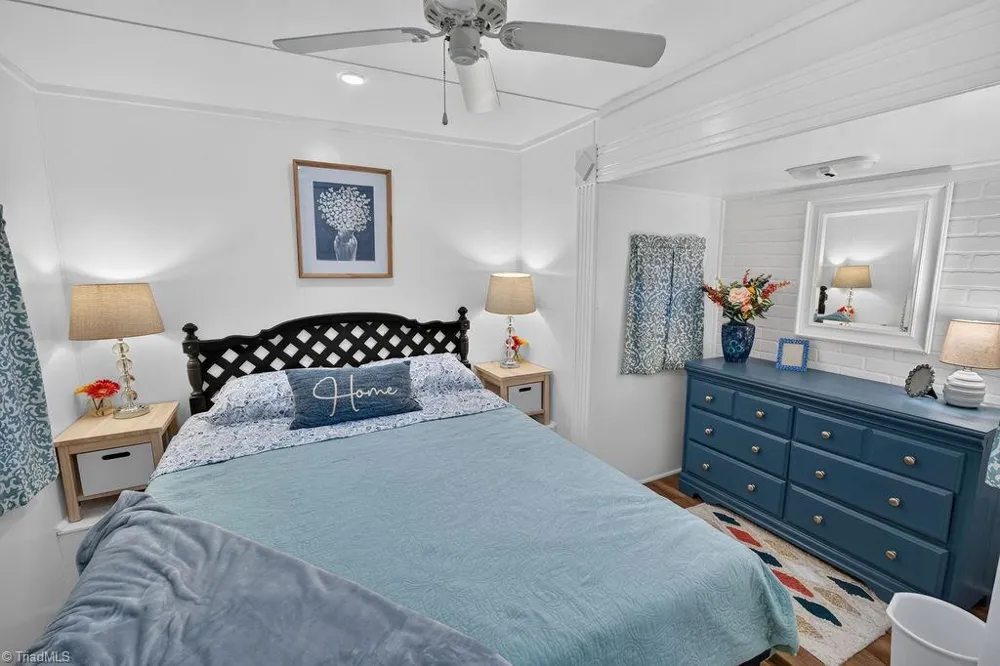 189 Club House Drive Ennice, NC 28623
