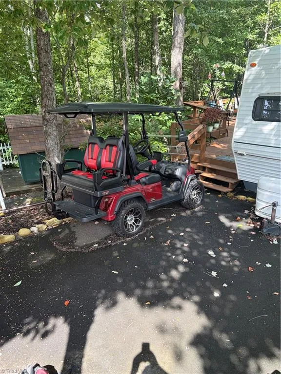 189 Club House Drive Ennice, NC 28623