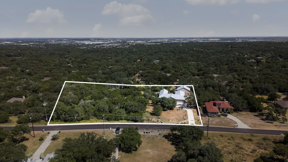 2713 Leslie Lane San Marcos, TX 78666