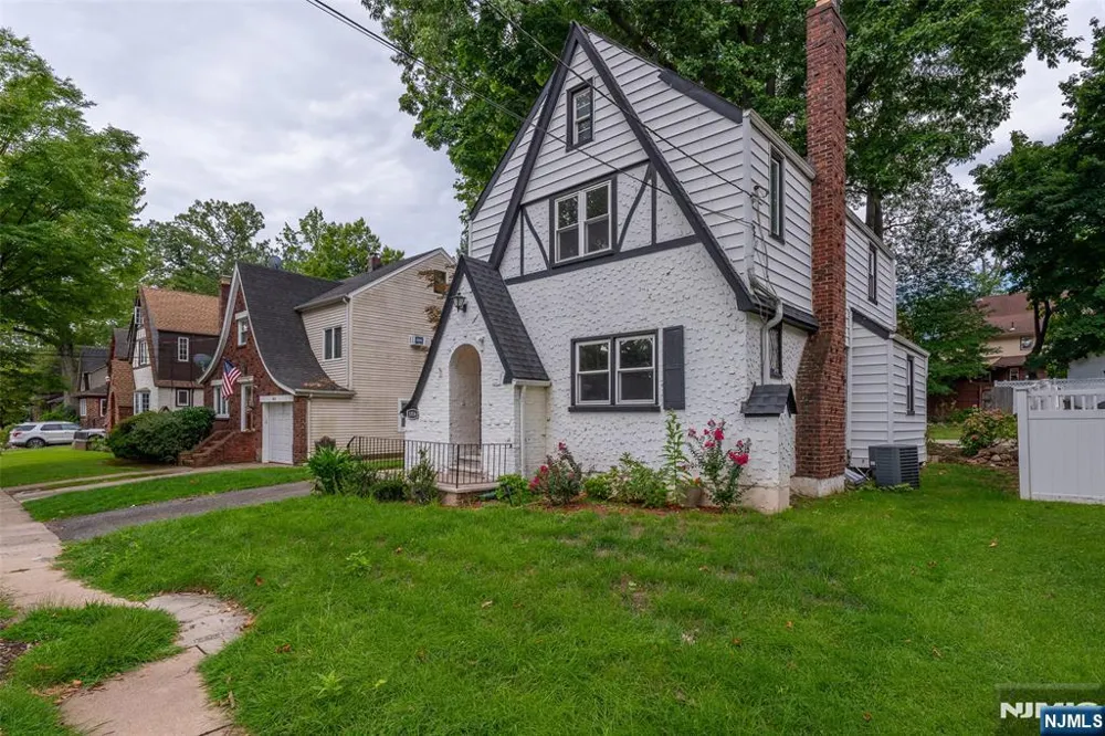 1016 Grace Terrace Teaneck, NJ 07666