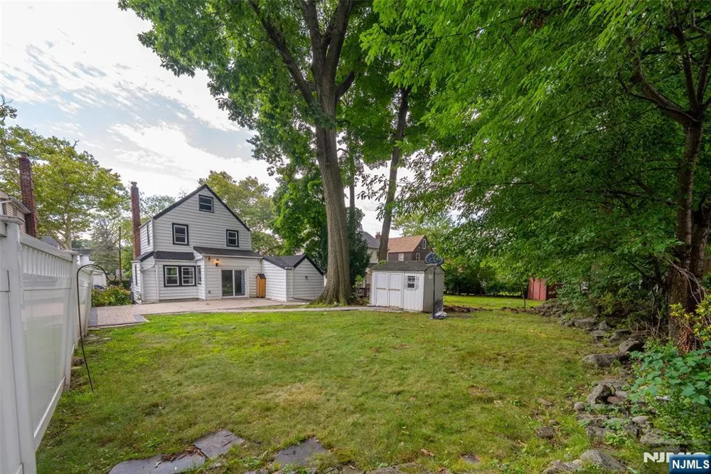 1016 Grace Terrace Teaneck, NJ 07666