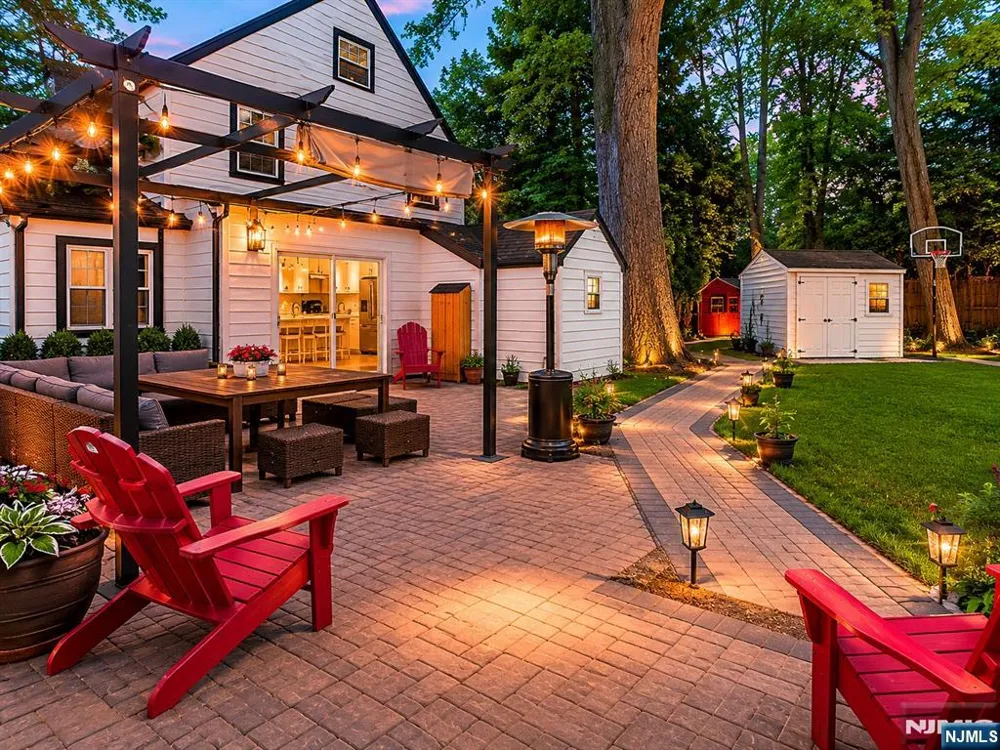 1016 Grace Terrace Teaneck, NJ 07666
