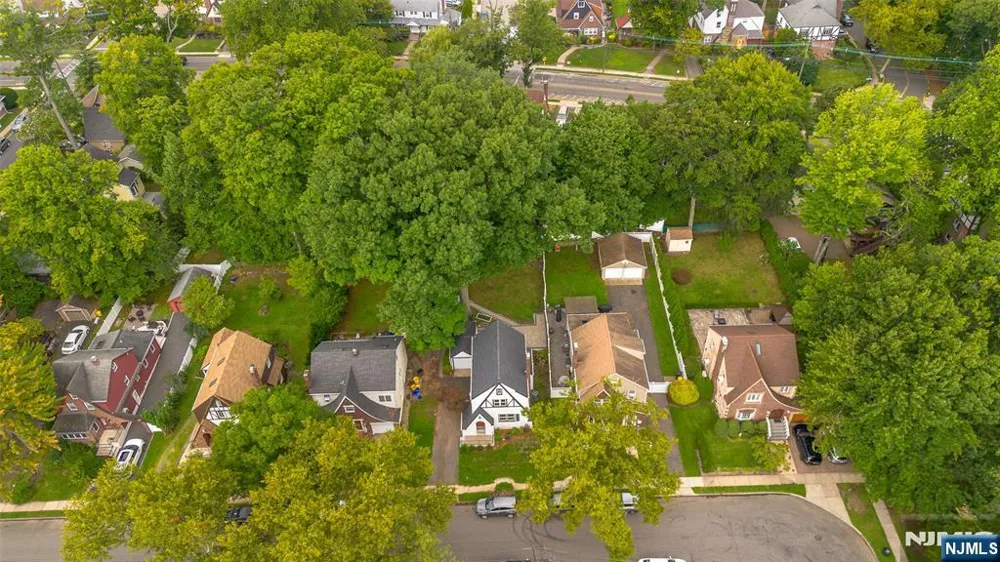 1016 Grace Terrace Teaneck, NJ 07666