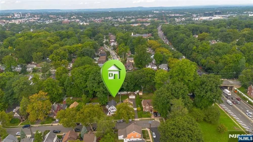 1016 Grace Terrace Teaneck, NJ 07666