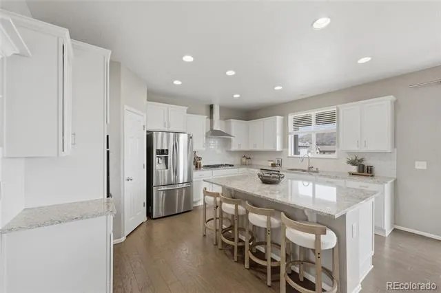 2109 Wood Thrush Way Castle Rock, CO 80109