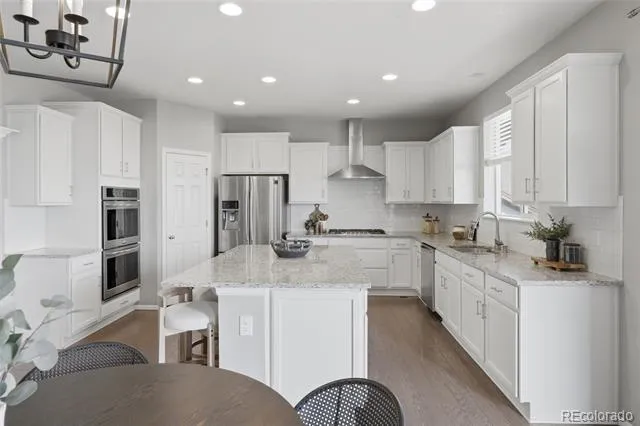 2109 Wood Thrush Way Castle Rock, CO 80109
