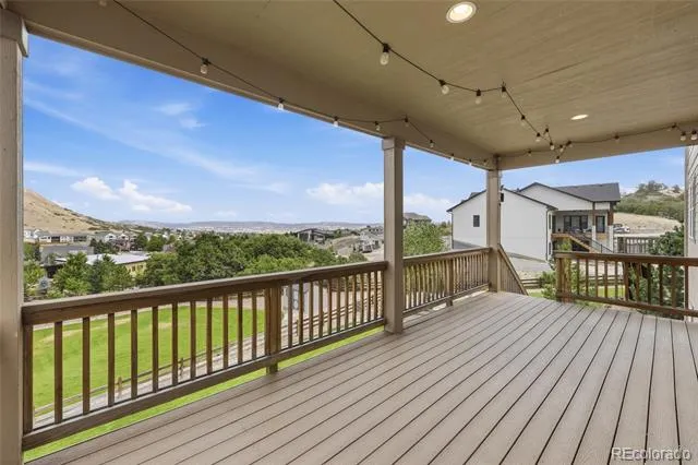 2109 Wood Thrush Way Castle Rock, CO 80109