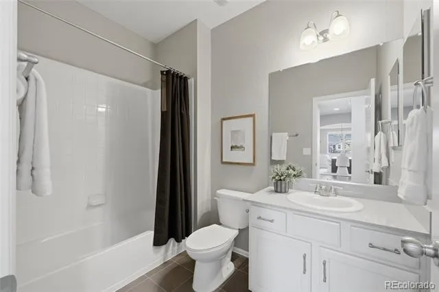 2109 Wood Thrush Way Castle Rock, CO 80109