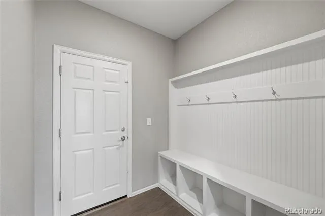 2109 Wood Thrush Way Castle Rock, CO 80109