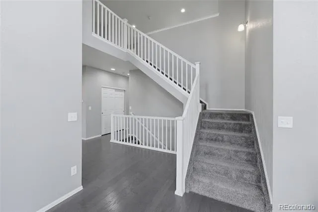 2109 Wood Thrush Way Castle Rock, CO 80109