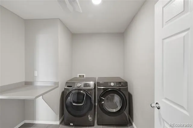 2109 Wood Thrush Way Castle Rock, CO 80109