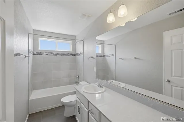 2109 Wood Thrush Way Castle Rock, CO 80109