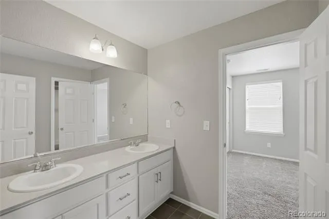2109 Wood Thrush Way Castle Rock, CO 80109