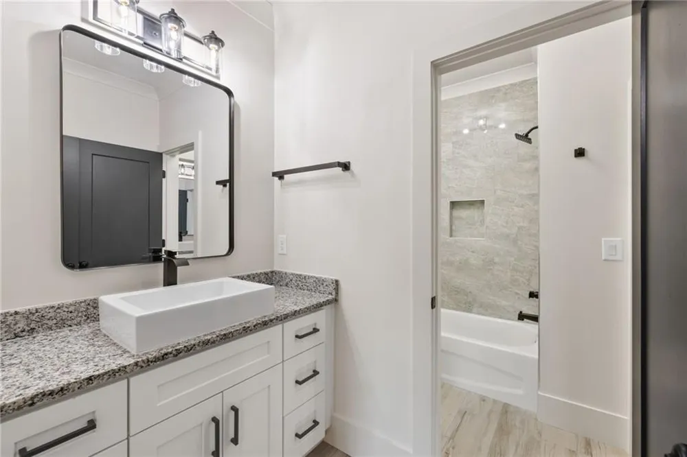 4824 Deer Creek Court Flowery Branch, GA 30542