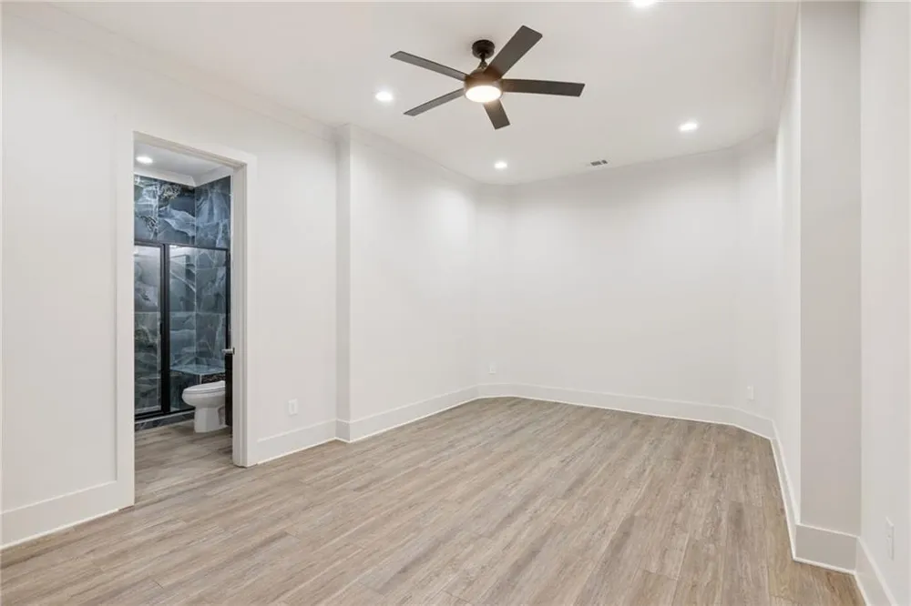 4824 Deer Creek Court Flowery Branch, GA 30542