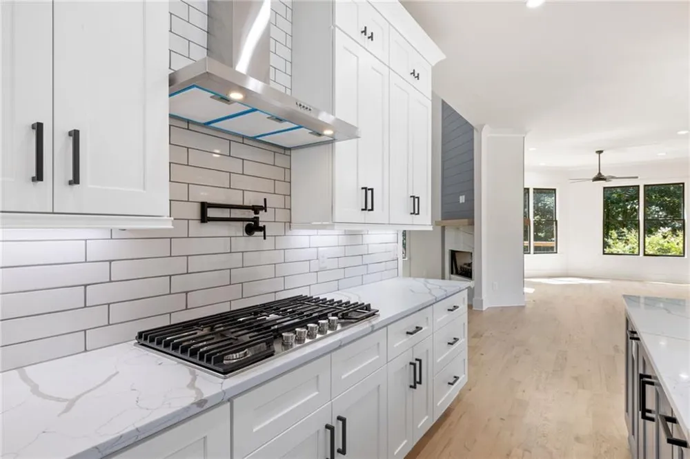 4824 Deer Creek Court Flowery Branch, GA 30542