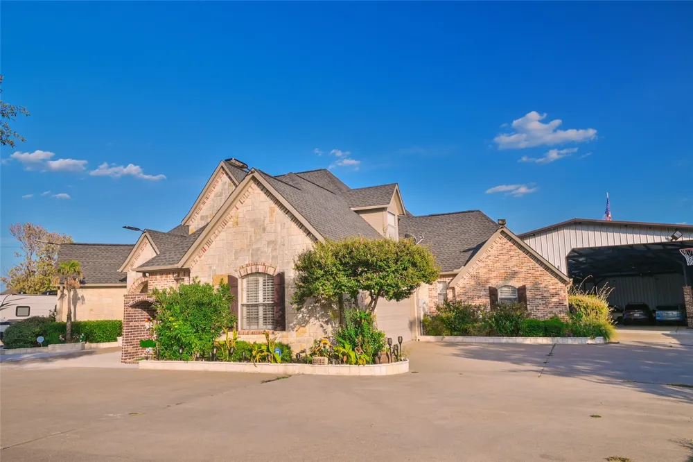 11012 Helms Trail Forney, TX 75126