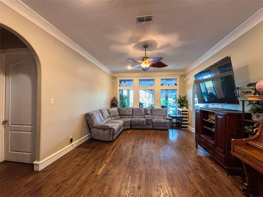 11012 Helms Trail Forney, TX 75126