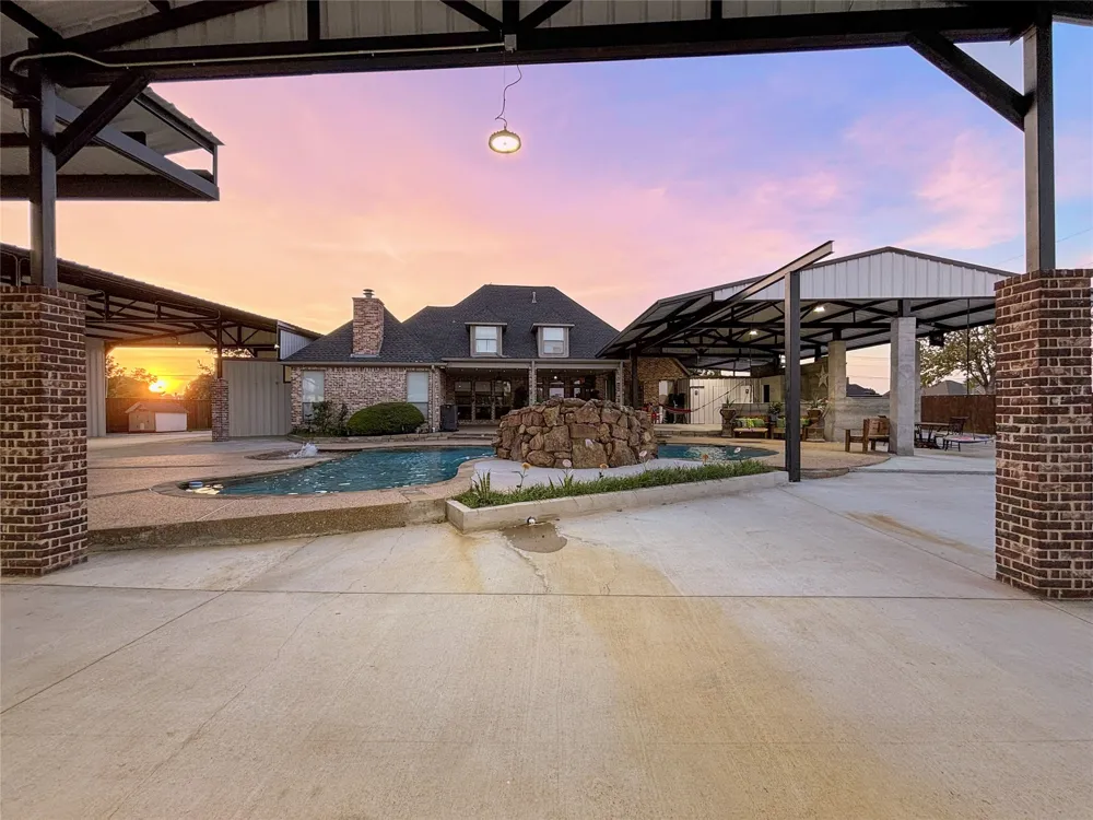 11012 Helms Trail Forney, TX 75126