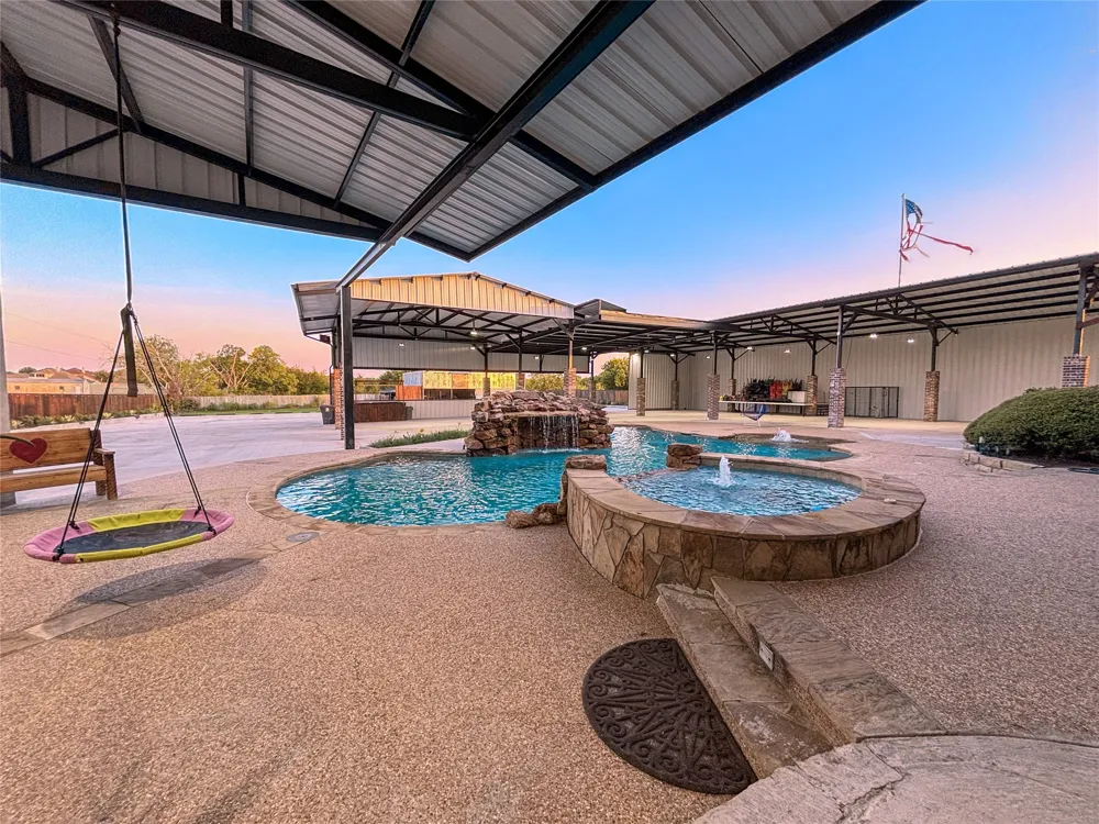 11012 Helms Trail Forney, TX 75126