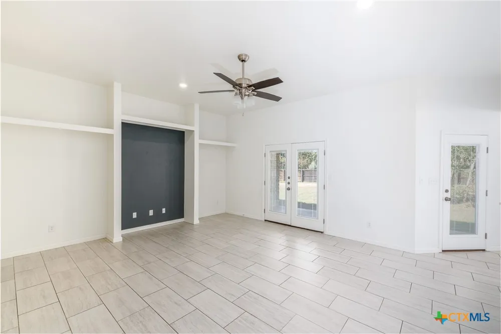 228 Plum Street Luling, TX 78648