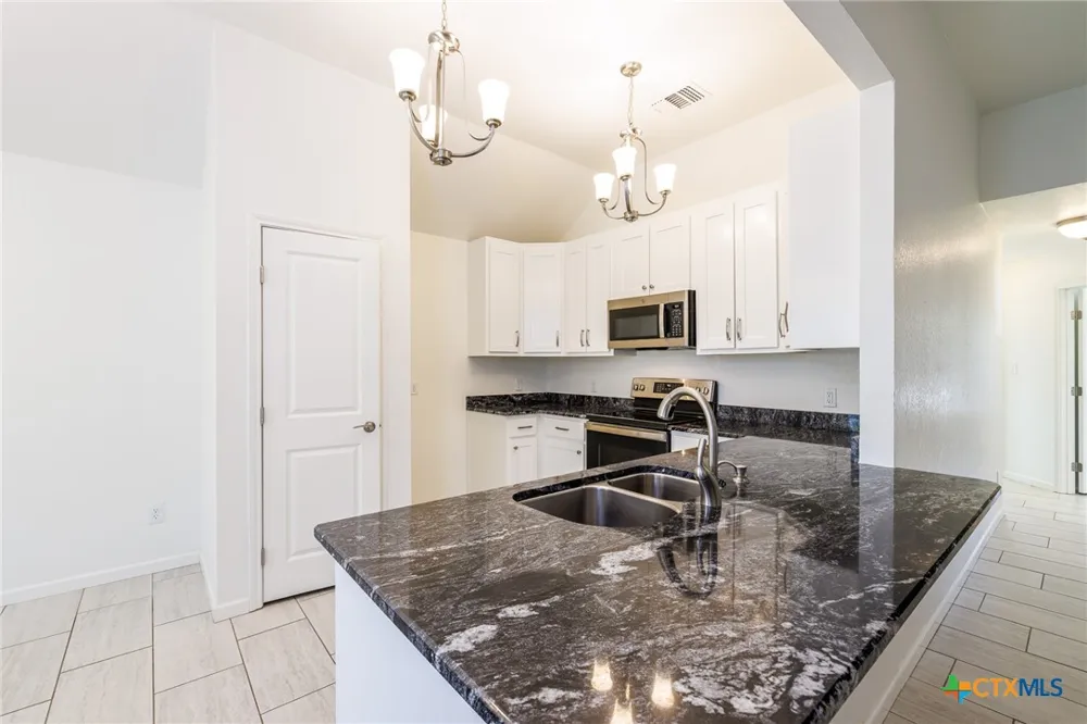 228 Plum Street Luling, TX 78648