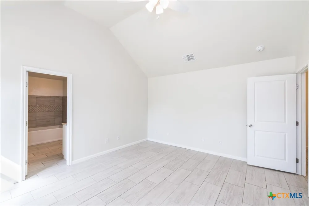228 Plum Street Luling, TX 78648