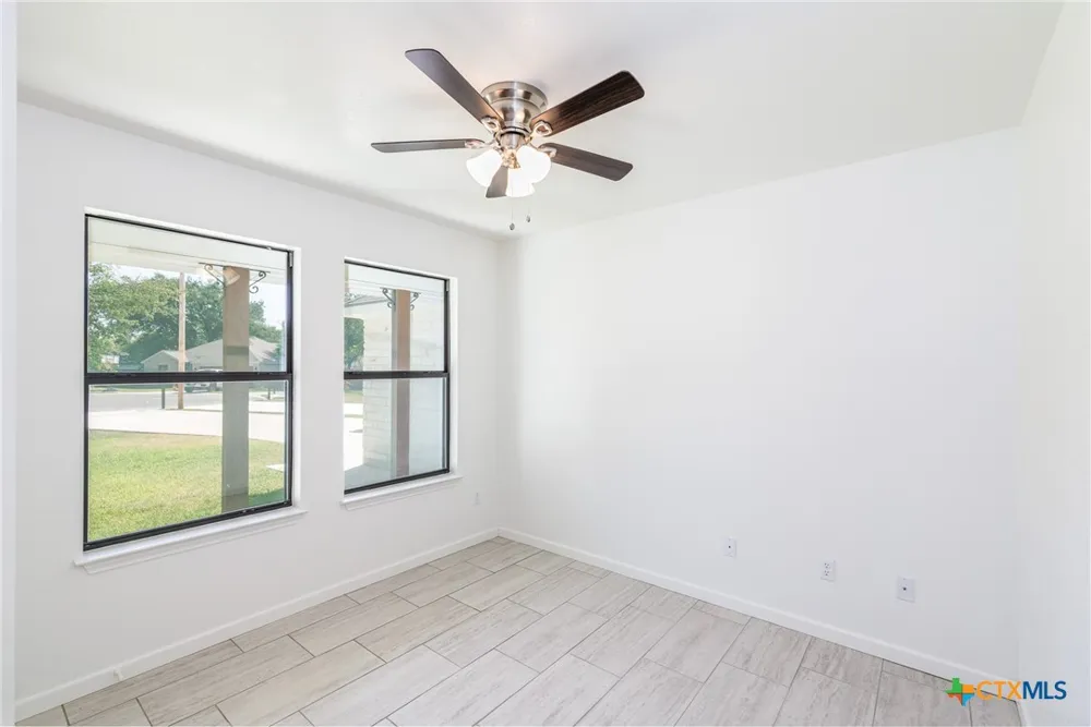 228 Plum Street Luling, TX 78648