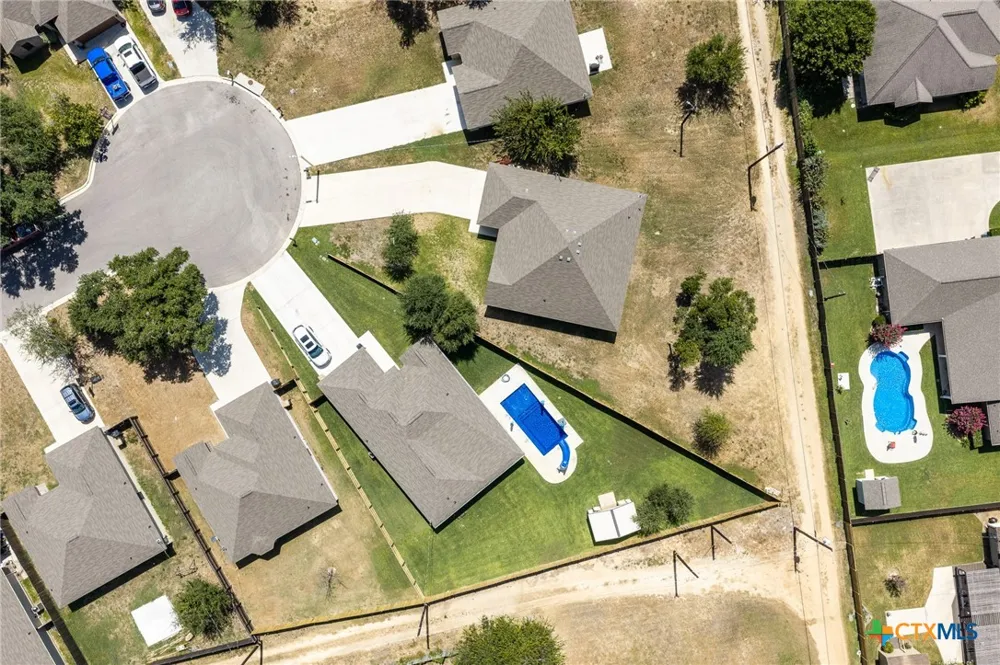 228 Plum Street Luling, TX 78648