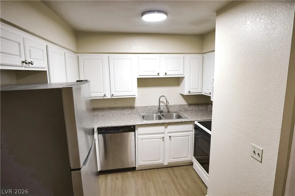 3151 Soaring Gulls Drive #1172 Las Vegas, NV 89128