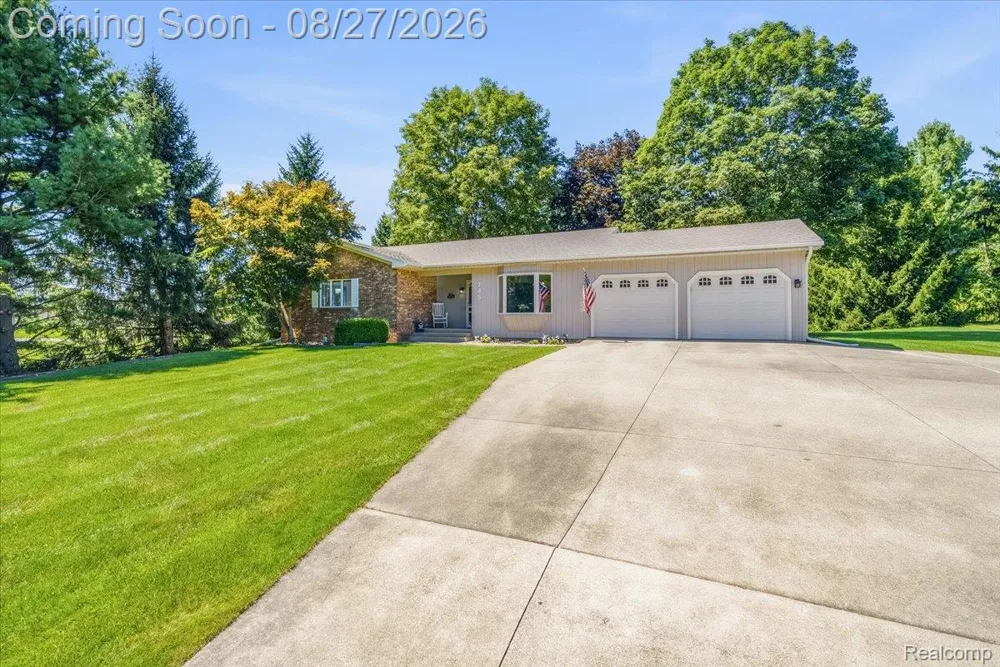 745 Freer Road Chelsea City, MI 48118