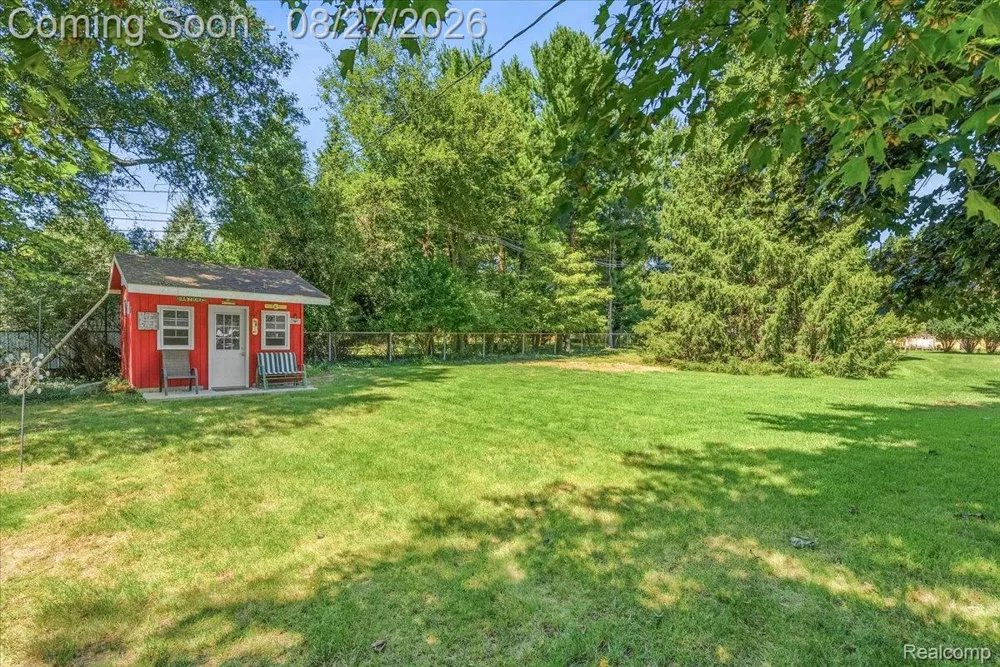745 Freer Road Chelsea City, MI 48118