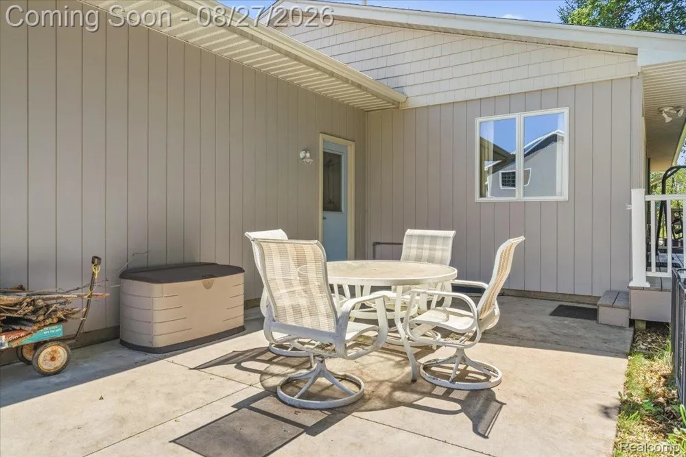 745 Freer Road Chelsea City, MI 48118