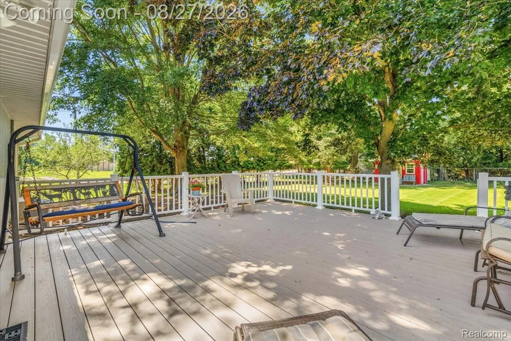 745 Freer Road Chelsea City, MI 48118
