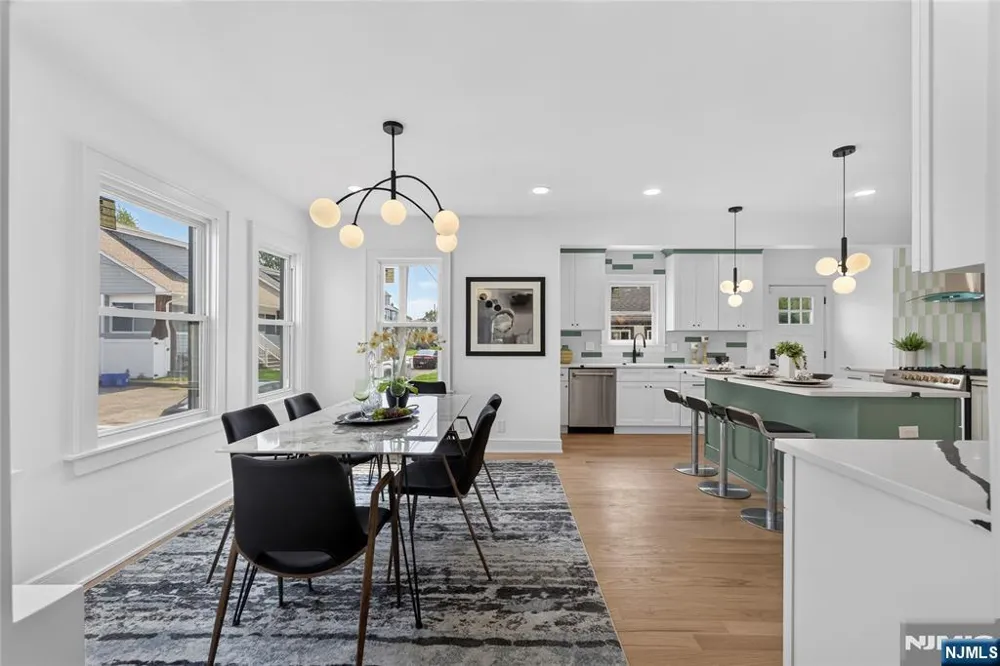 32 Fontaine Avenue Bloomfield, NJ 07003