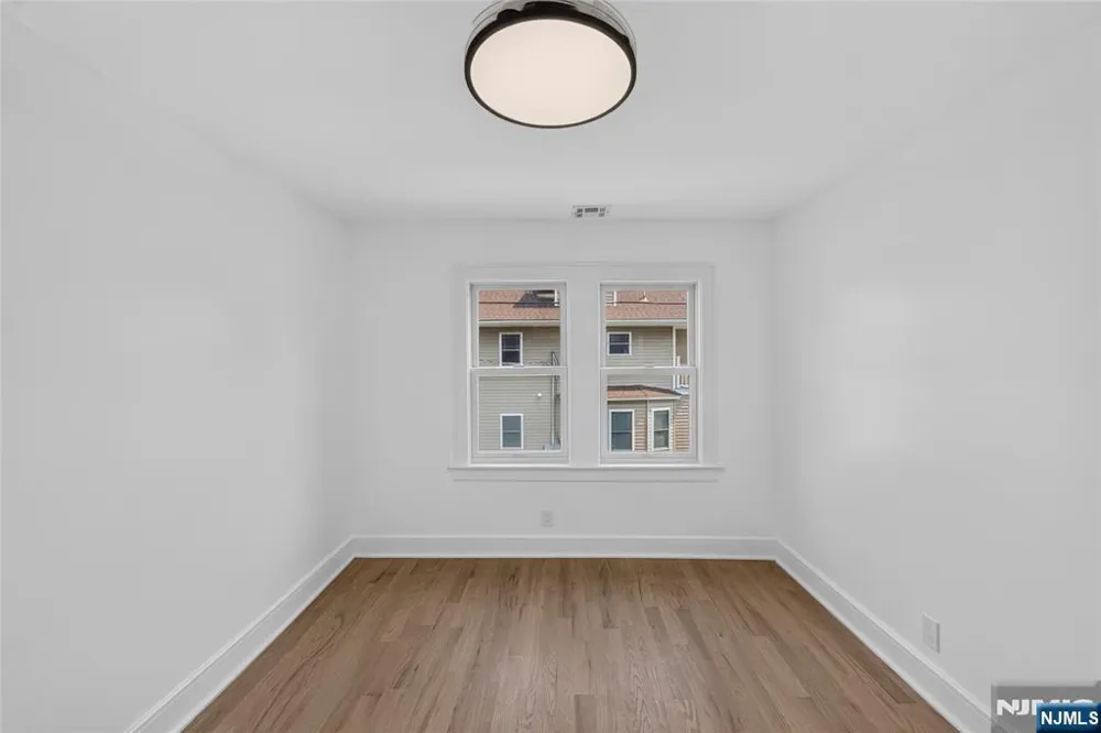 32 Fontaine Avenue Bloomfield, NJ 07003