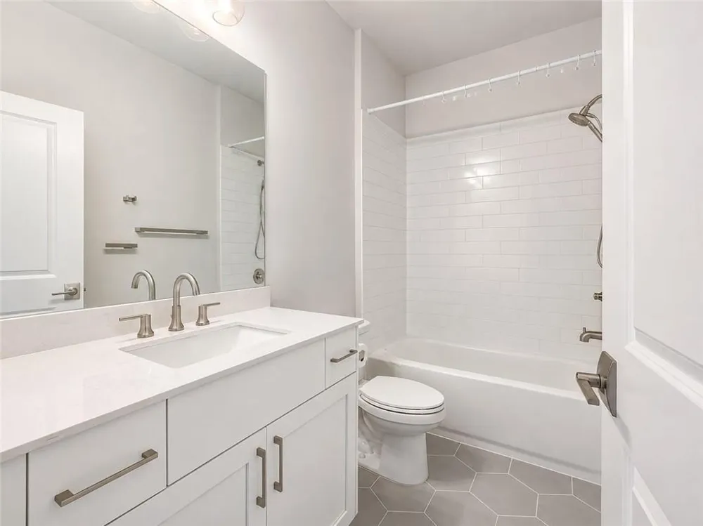 204 Wheatland Road Johns Creek, GA 30022
