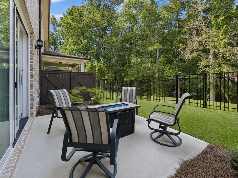 204 Wheatland Road Johns Creek, GA 30022