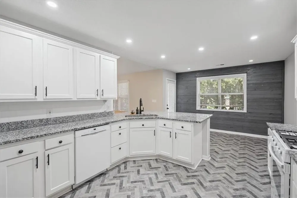 295 Glenn Eagles Way Hiram, GA 30141