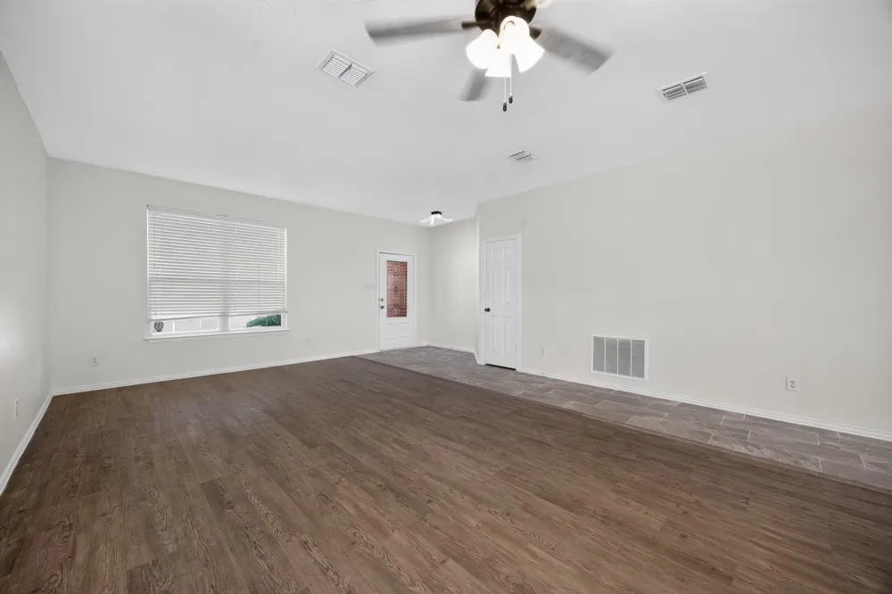 1521 Stanford Drive Van Alstyne, TX 75495