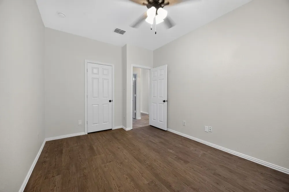 1521 Stanford Drive Van Alstyne, TX 75495
