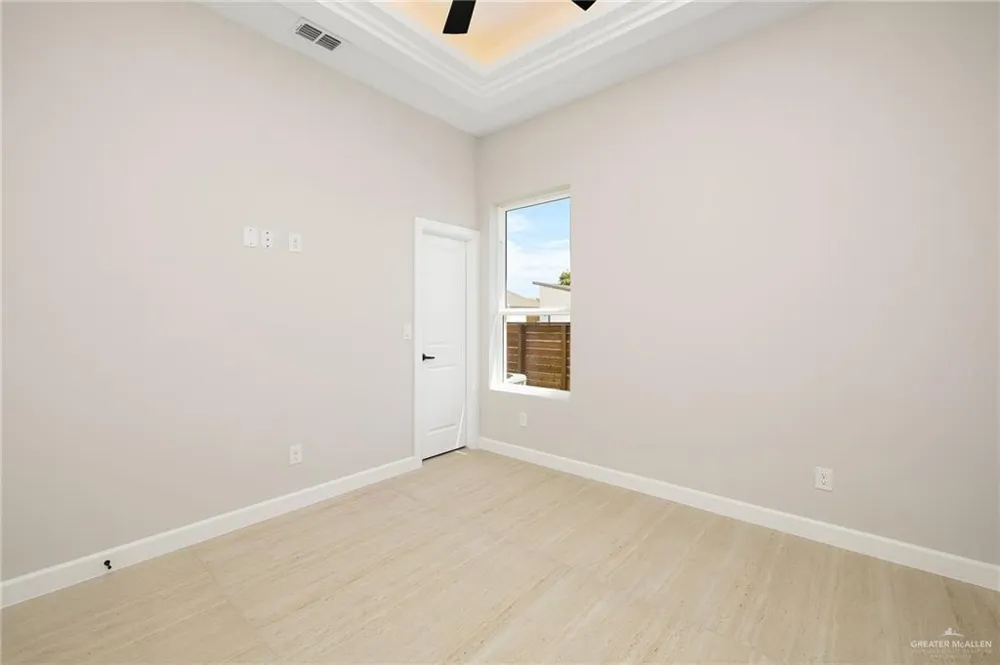 615 25th Street Mission, TX 78572