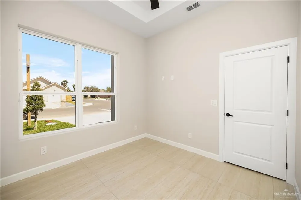 615 25th Street Mission, TX 78572