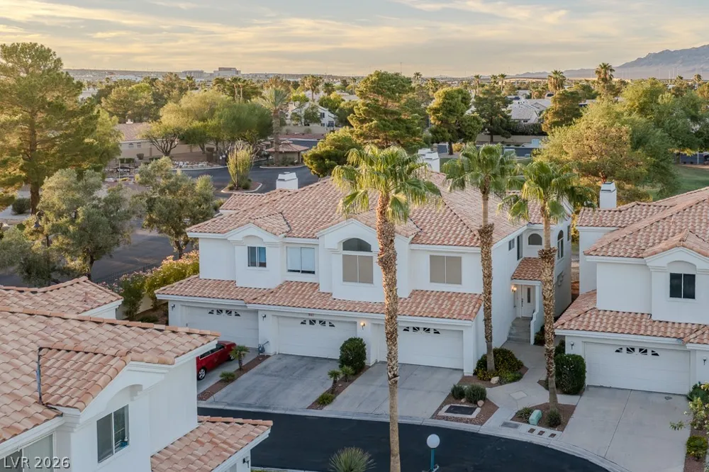 7644 Valley Green Drive #202 Las Vegas, NV 89149